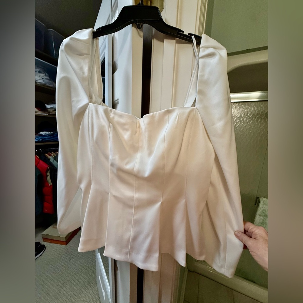 Antonio Melani White Jaylani Square Pleated Top NWT size 16
